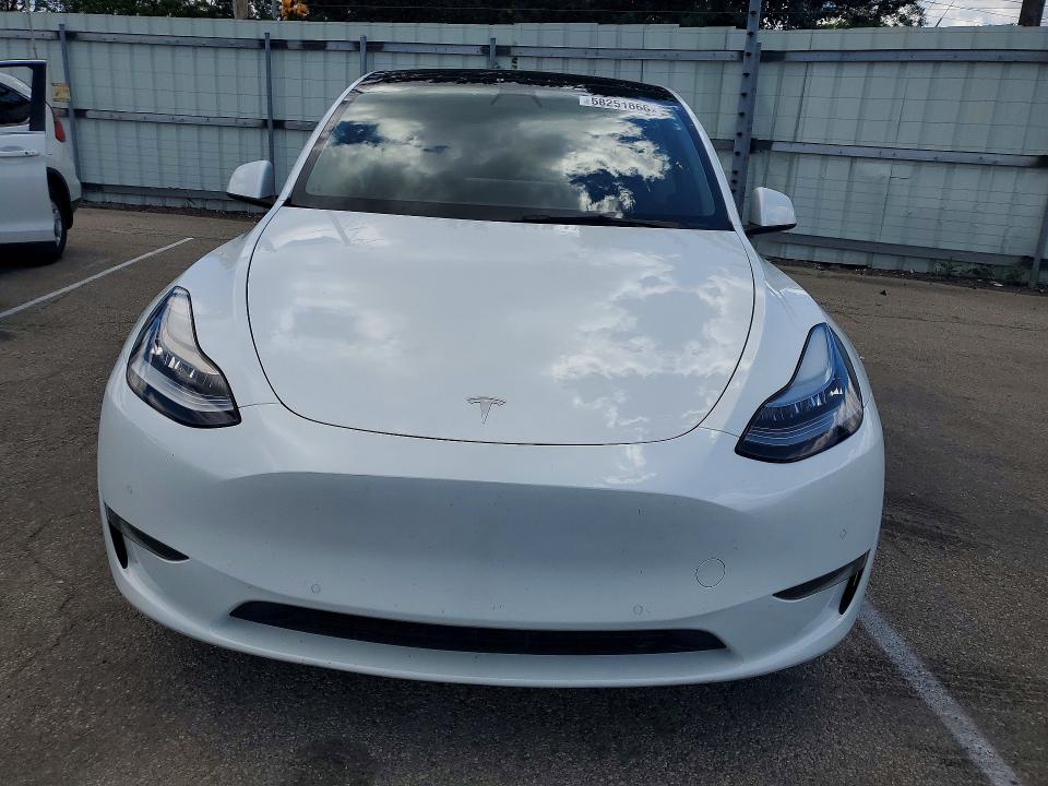 2021 Tesla Model Y მანქანა იყიდება აუქციონზე, vin: 5YJYGDEE3MF108243, აუქციონის ნომერი: 58251866