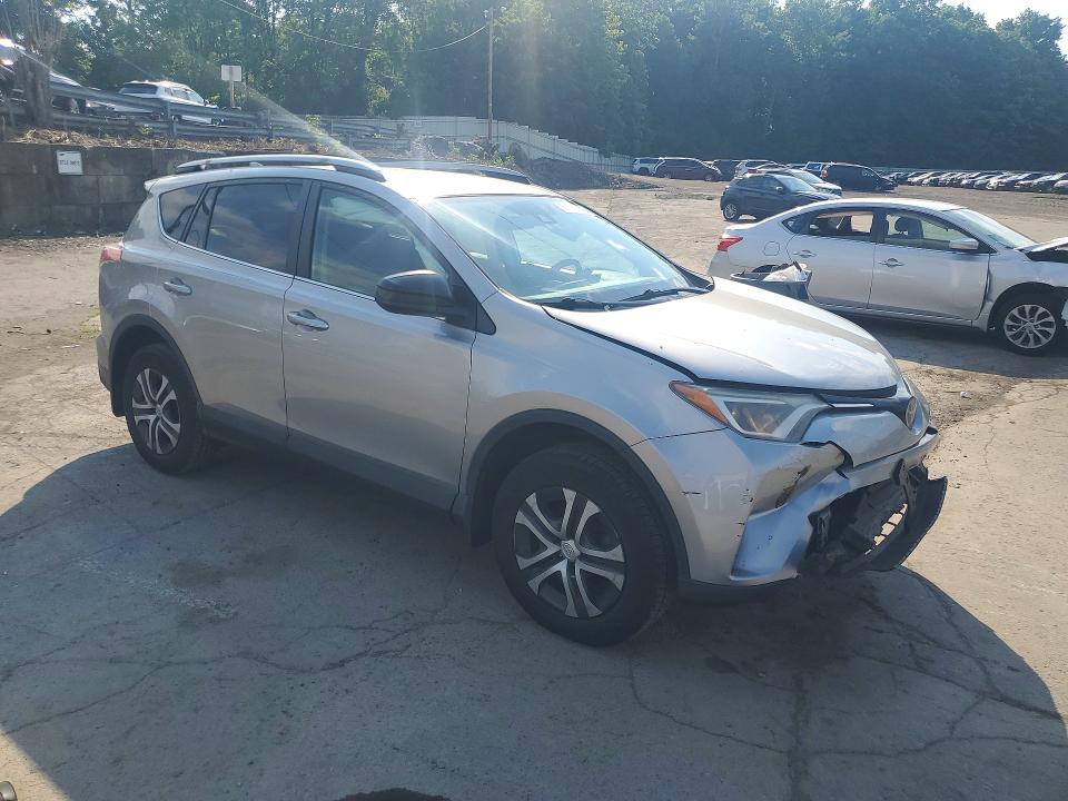 2017 Toyota Rav4 მანქანა იყიდება აუქციონზე, vin: 2T3BFREV4HW613035, აუქციონის ნომერი: 57273836