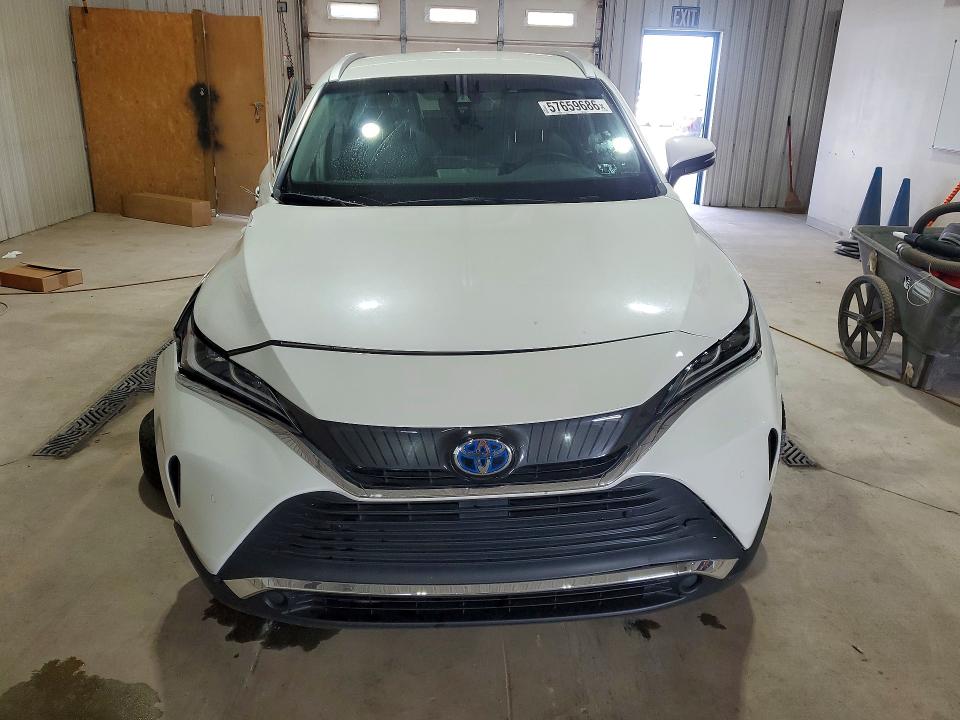 57659686 :رقم المزاد ، JTEAAAAH5NJ107098 vin ، 2022 Toyota Venza مزاد بيع