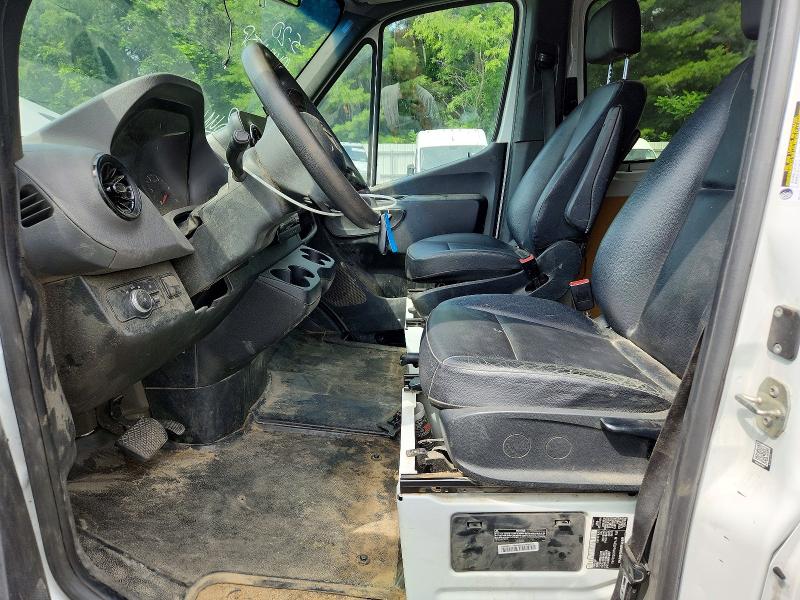 57777986 :رقم المزاد ، W1Y4EBHY4NT086696 vin ، 2022 Mercedes-benz Sprinter مزاد بيع