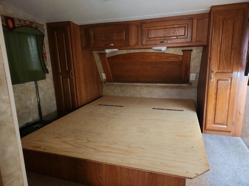 2008 Jayco Eagle მანქანა იყიდება აუქციონზე, vin: 1UJCJ02NX81PF0221, აუქციონის ნომერი: 57884236