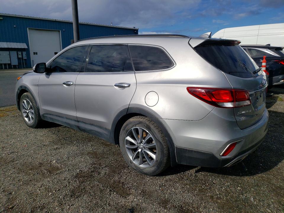 57078296 :رقم المزاد ، KM8SMDHFXHU200381 vin ، 2017 Hyundai Santa Fe مزاد بيع