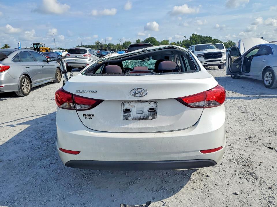 Auction sale of the 2015 Hyundai Elantra, vin: 5NPDH4AE0FH586450, lot number: 56733586