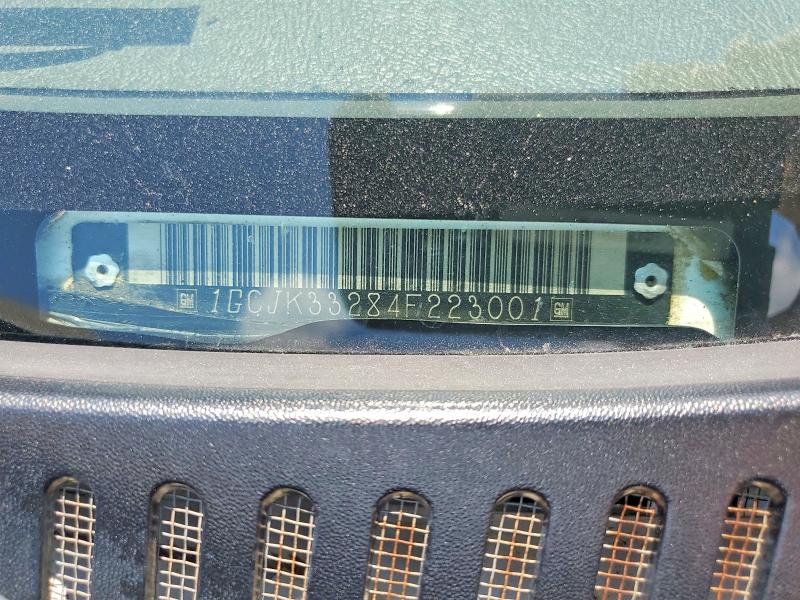 2004 Chevrolet Silverado მანქანა იყიდება აუქციონზე, vin: 1GCJK33284F223001, აუქციონის ნომერი: 58897316