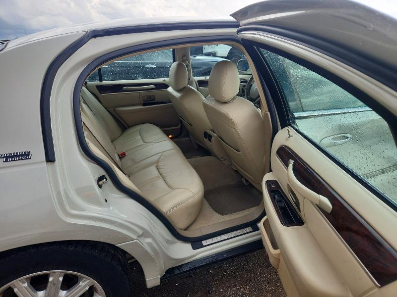 57414096 :رقم المزاد ، 1LNHM82V96Y620737 vin ، 2006 Lincoln Town Car مزاد بيع