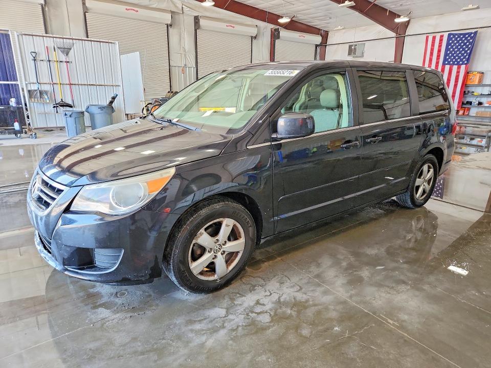 55565216 :رقم المزاد ، 2V8HW34159R544894 vin ، 2009 Volkswagen Routan مزاد بيع