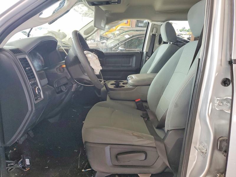 55157316 :رقم المزاد ، 1C6RR7KG4JS314215 vin ، 2018 Ram 1500 مزاد بيع