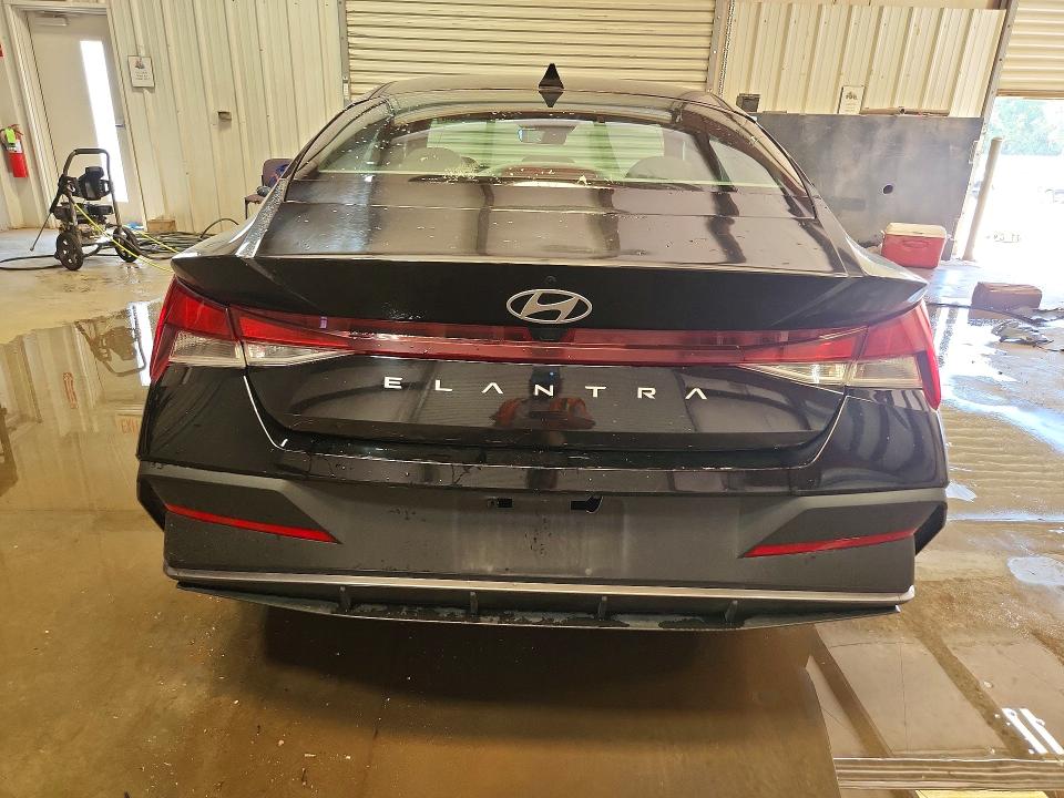 Продажа на аукционе авто 2024 Hyundai Elantra, vin: KMHLM4DG0RU729570, номер лота: 55727446