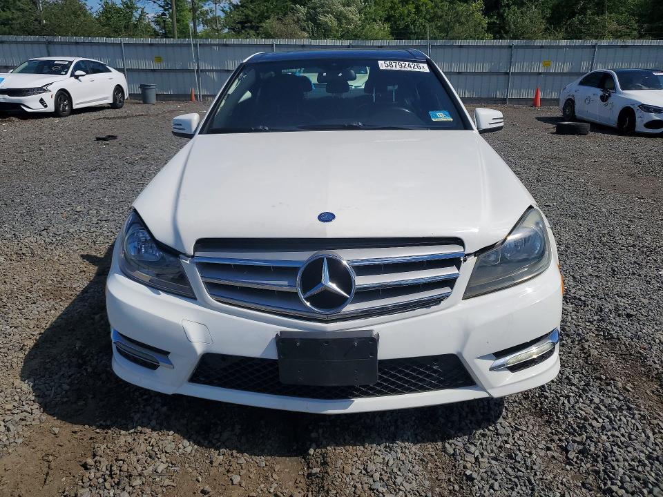 58792426 :رقم المزاد ، WDDGF8ABXDR241535 vin ، 2013 Mercedes-benz C مزاد بيع
