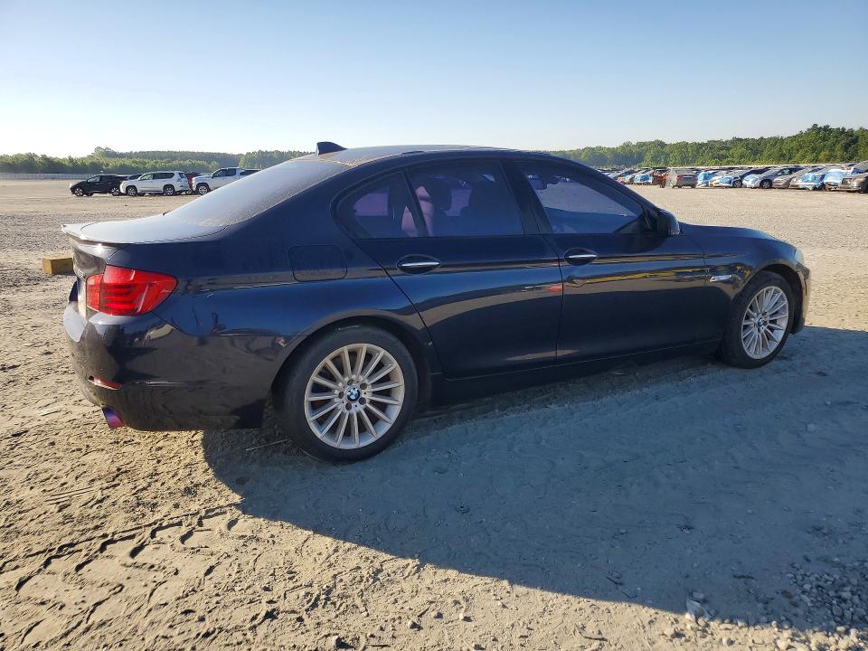 55639496 :رقم المزاد ، WBAFR7C5XBC801114 vin ، 2011 Bmw 535 مزاد بيع