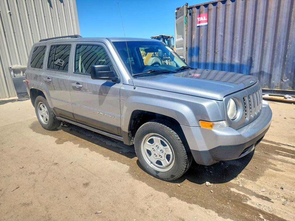 55877226 :رقم المزاد ، 1C4NJPBA3FD340889 vin ، 2015 Jeep Patriot مزاد بيع