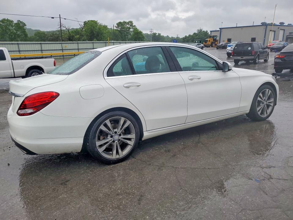 55727306 :رقم المزاد ، 55SWF4JB6GU104485 vin ، 2016 Mercedes-benz C مزاد بيع
