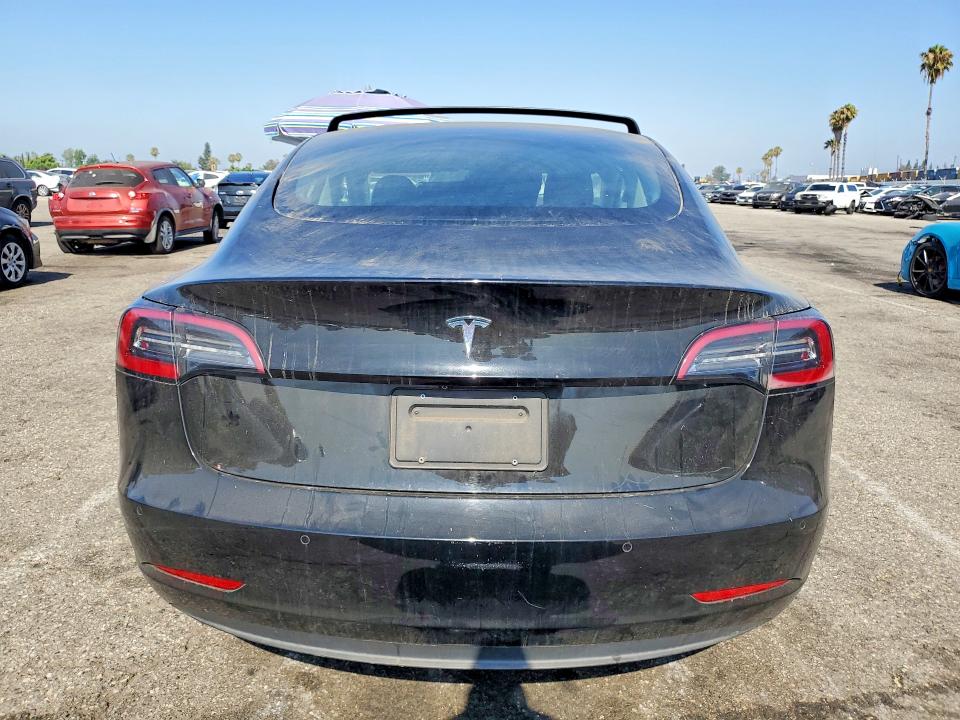 Продажа на аукционе авто 2021 Tesla Model 3, vin: 5YJ3E1EA1MF072824, номер лота: 58305946