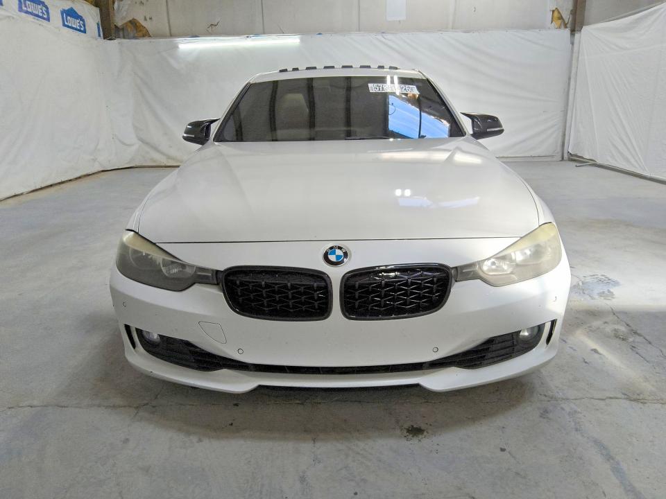 2015 Bmw 328 მანქანა იყიდება აუქციონზე, vin: WBA3C1C56FK119229, აუქციონის ნომერი: 57681426