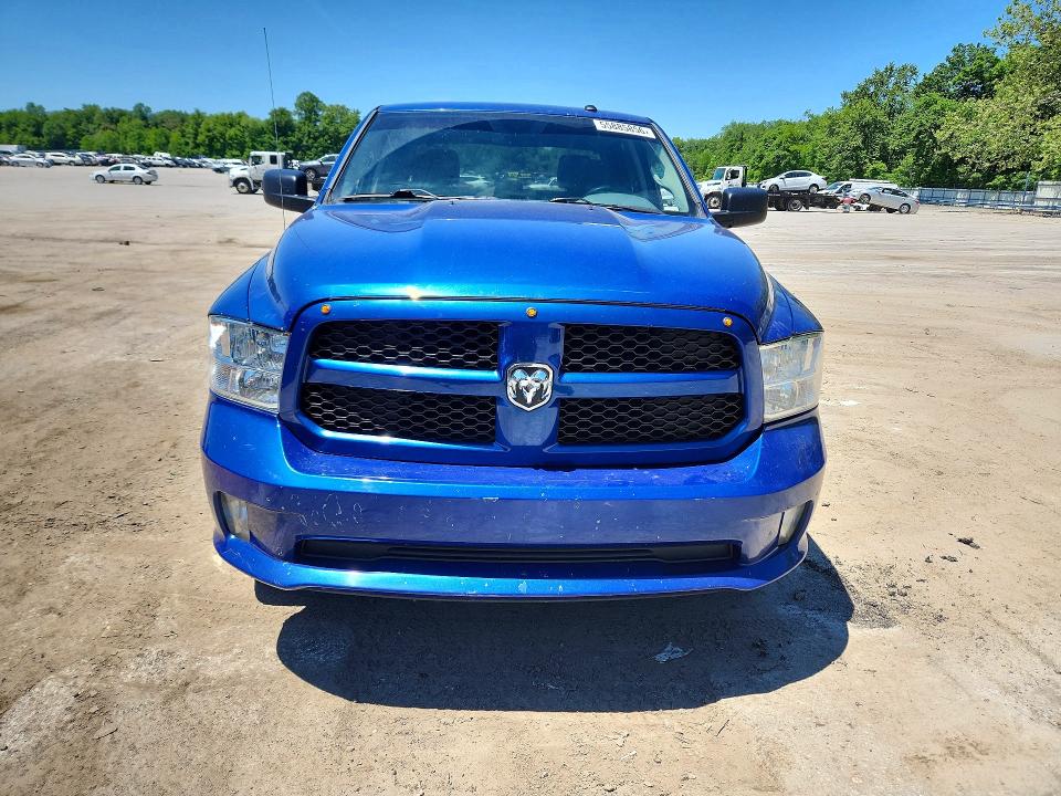 55885856 :رقم المزاد ، 3C6RR7KT9HG746801 vin ، 2017 Ram 1500 مزاد بيع