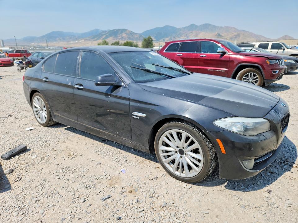 58140666 :رقم المزاد ، WBAFU9C55BC785236 vin ، 2011 Bmw 550 مزاد بيع