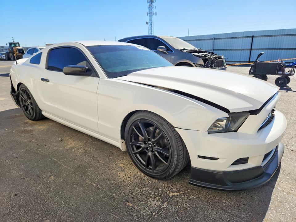 56186186 :رقم المزاد ، 1ZVBP8AM2D5227233 vin ، 2013 Ford Mustang مزاد بيع