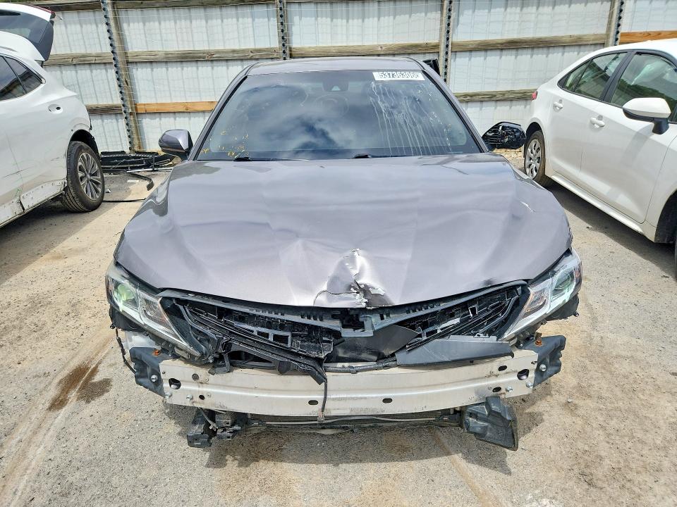 Продажа на аукционе авто 2018 Toyota Camry, vin: 4T1B11HK6JU616471, номер лота: 53736306