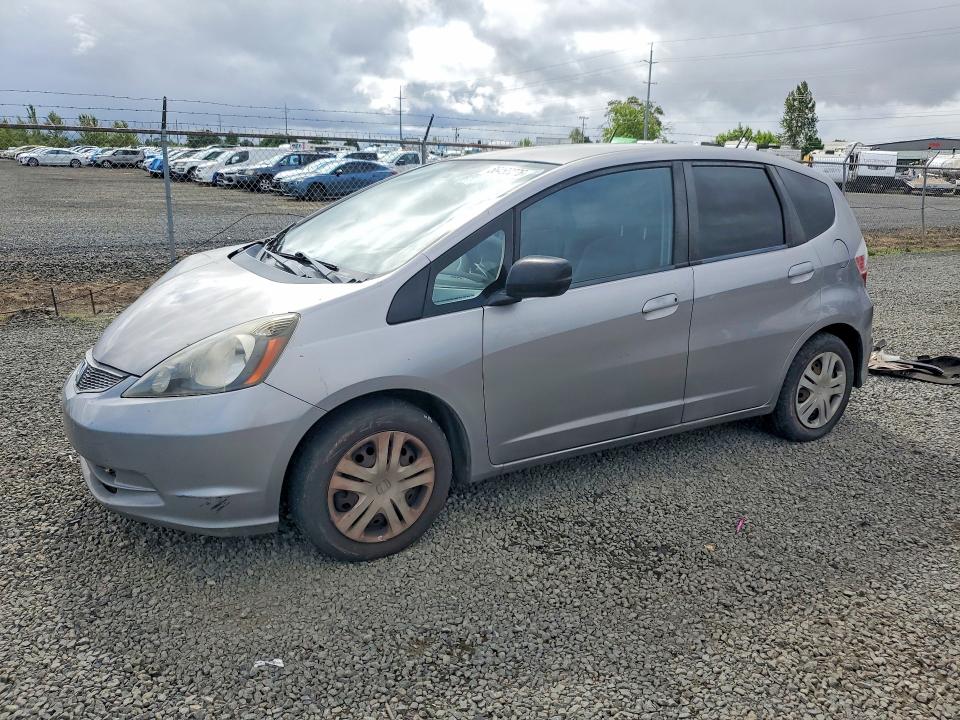 56468276 :رقم المزاد ، JHMGE8H25AC003379 vin ، 2010 Honda Fit مزاد بيع