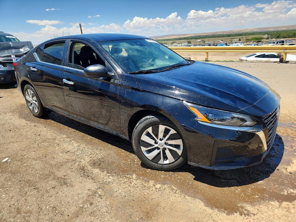 59114546 :رقم المزاد ، 1N4BL4BVXSN318557 vin ، 2025 Nissan Altima مزاد بيع