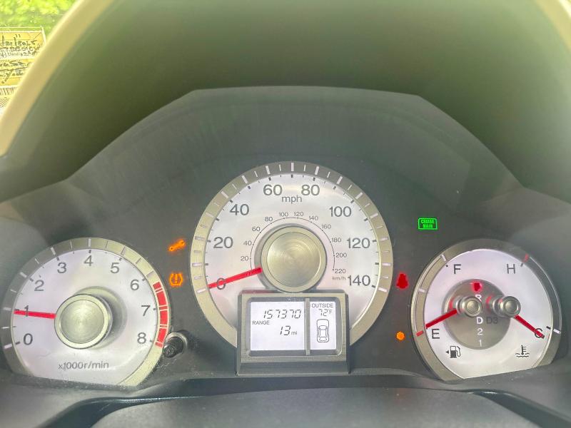 58615986 :رقم المزاد ، 5FNYF4H57BB010649 vin ، 2011 Honda Pilot مزاد بيع