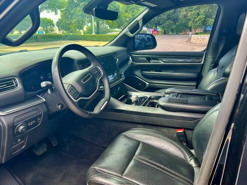 Продаж на аукціоні авто 2022 Jeep Wagoneer, vin: 1C4SJUAT9NS207231, номер лоту: 56903166