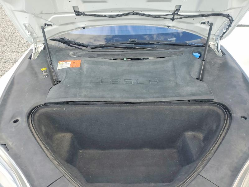56666276 :رقم المزاد ، 5YJSA1E24JF281793 vin ، 2018 Tesla Model S مزاد بيع
