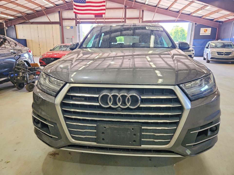Продаж на аукціоні авто 2018 Audi Q7, vin: WA1VAAF76JD048880, номер лоту: 56344976