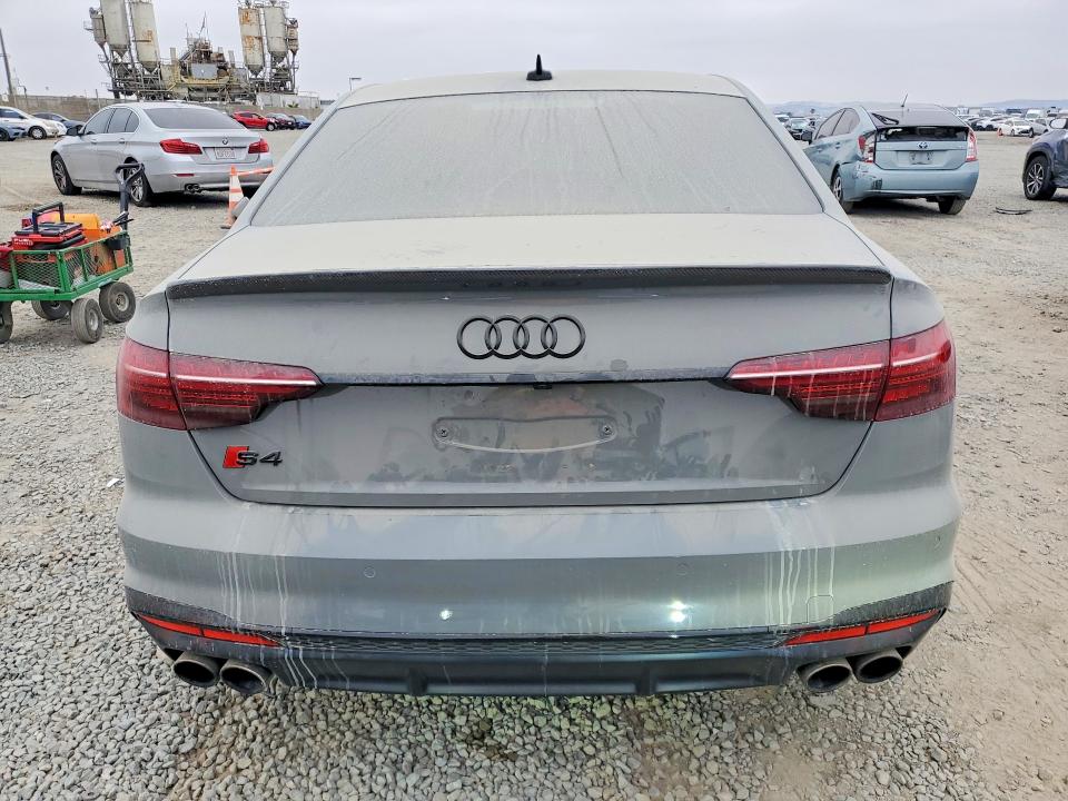 58579406 :رقم المزاد ، WAUB4AF47MA063168 vin ، 2021 Audi S4 مزاد بيع