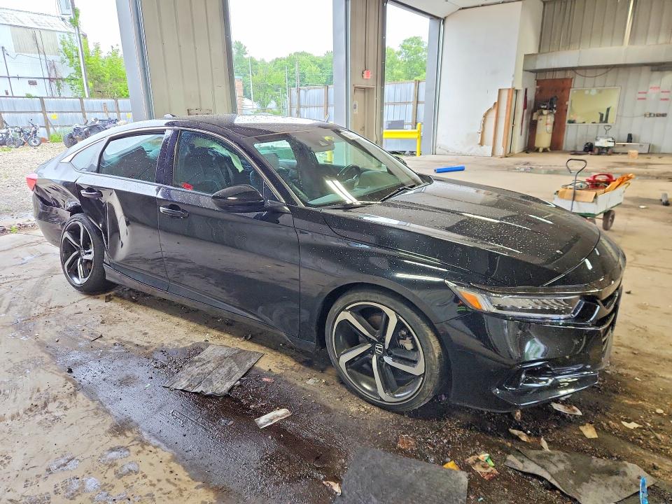 Продажа на аукционе авто 2022 Honda Accord, vin: 1HGCV1F3XNA099046, номер лота: 57776216