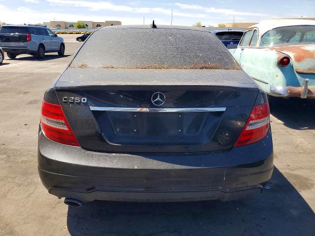 Продажа на аукционе авто 2013 Mercedes-benz C, vin: WDDGF4HB0DR241378, номер лота: 56495426