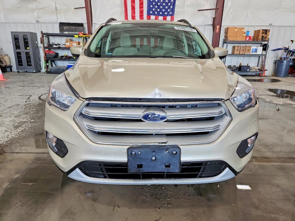 Продаж на аукціоні авто 2018 Ford Escape, vin: 1FMCU0GD6JUB72856, номер лоту: 57405166