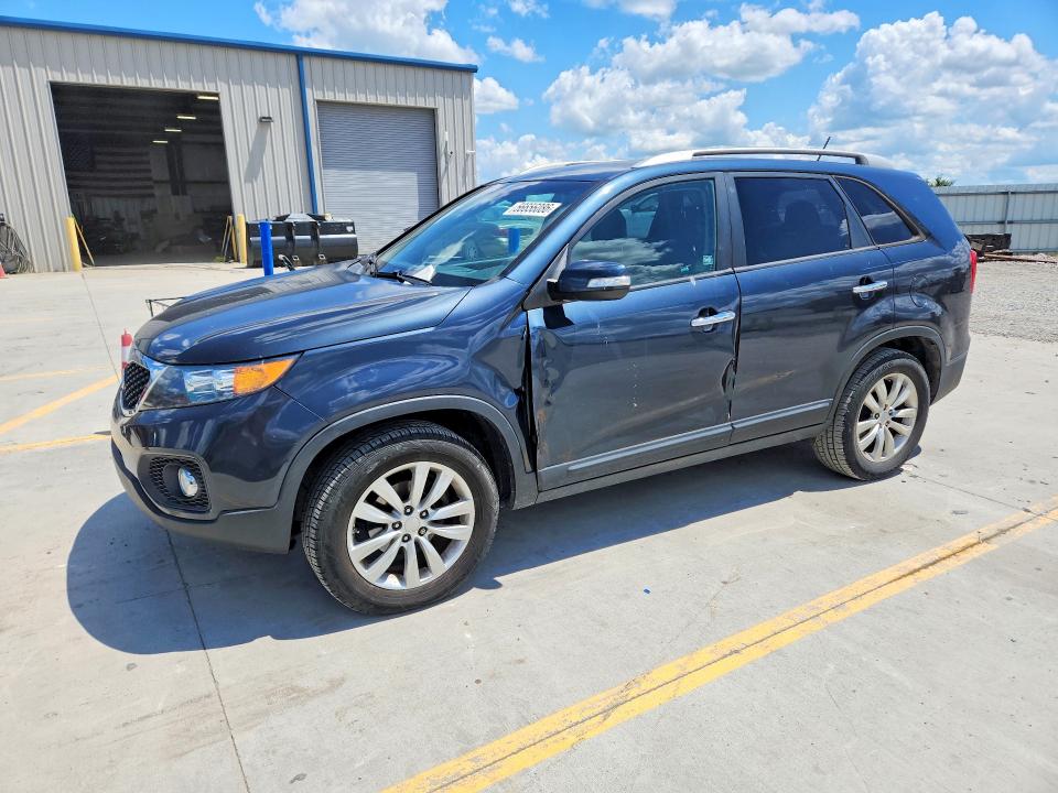 56656086 :رقم المزاد ، 5XYKT4A22BG080163 vin ، 2011 Kia Sorento مزاد بيع