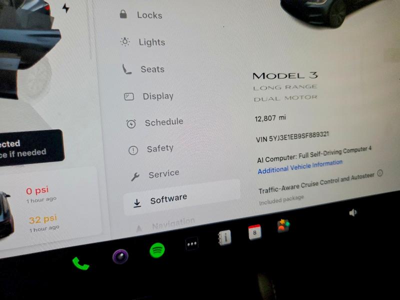 Продаж на аукціоні авто 2025 Tesla Model 3, vin: 5YJ3E1EB9SF889321, номер лоту: 55464906