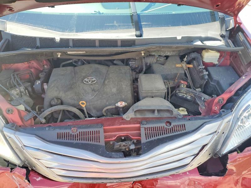 55569276 :رقم المزاد ، 5TDYZ3DC3HS886726 vin ، 2017 Toyota Sienna مزاد بيع