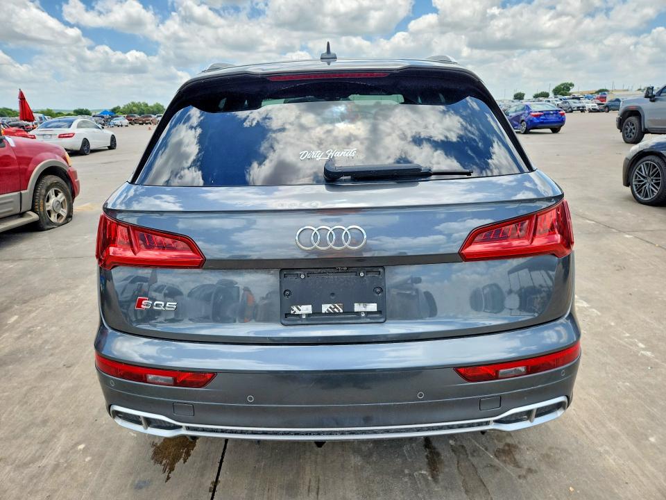 56123046 :رقم المزاد ، WA1C4AFY0J2158116 vin ، 2018 Audi Sq5 مزاد بيع