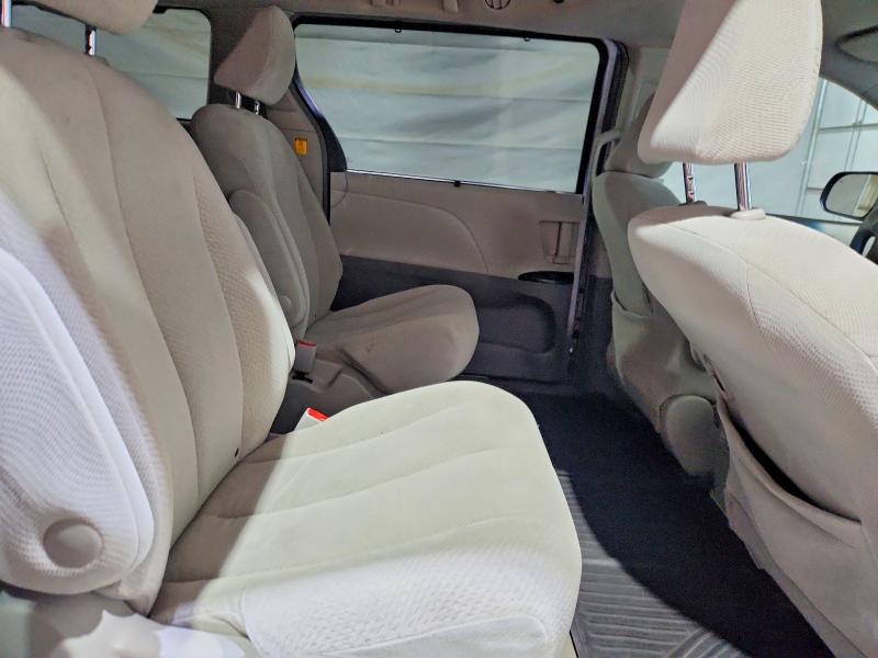 2011 Toyota Sienna მანქანა იყიდება აუქციონზე, vin: 5TDJK3DC4BS025326, აუქციონის ნომერი: 58432756