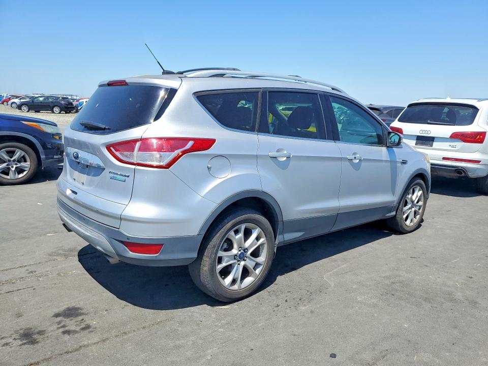 Продажа на аукционе авто 2015 Ford Escape, vin: 1FMCU0JX5FUB07782, номер лота: 57701216