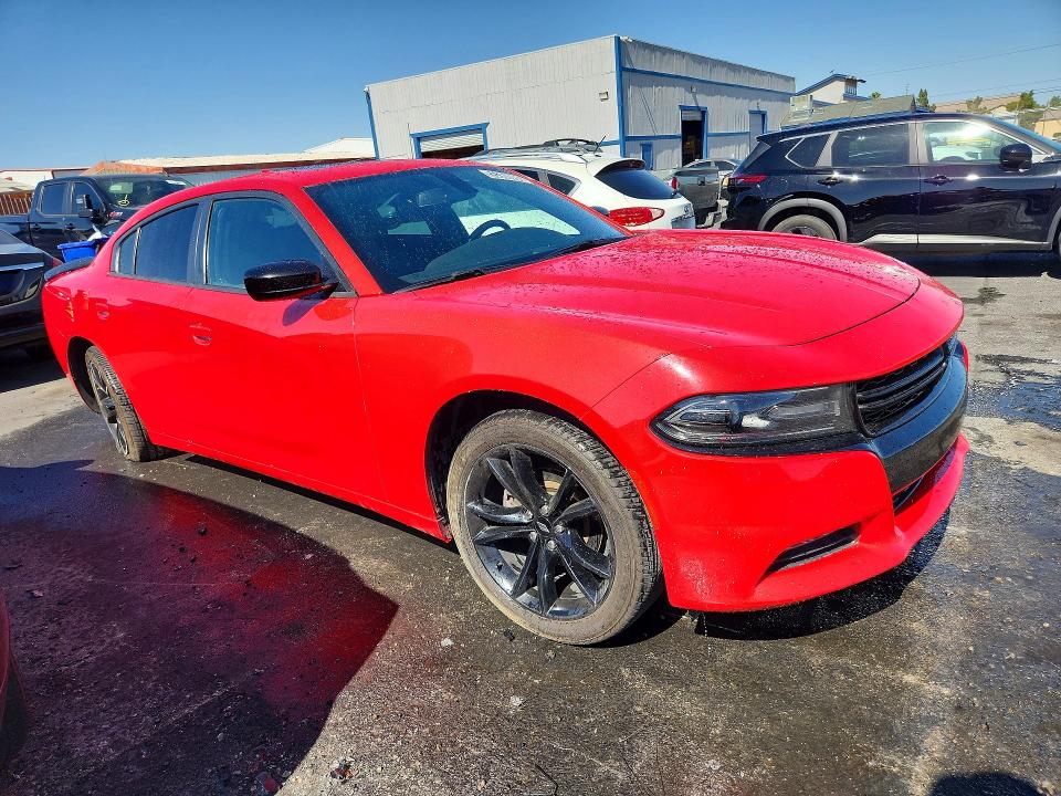 55360996 :رقم المزاد ، 2C3CDXHG1JH230045 vin ، 2018 Dodge Charger مزاد بيع
