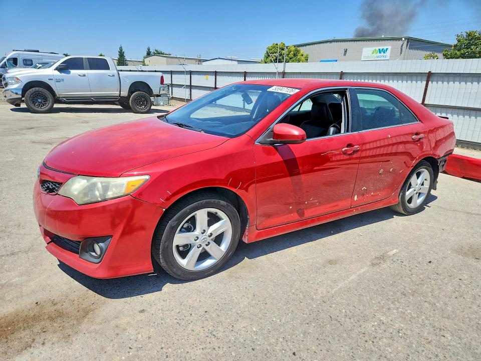 55947126 :رقم المزاد ، 4T1BF1FK5CU622253 vin ، 2012 Toyota Camry مزاد بيع