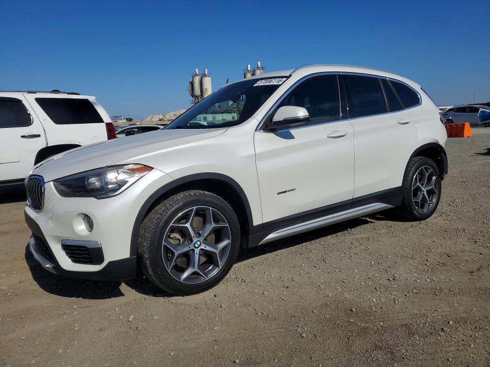 Auction sale of the 2018 Bmw X1, vin: WBXHU7C38J5H45062, lot number: 57896116
