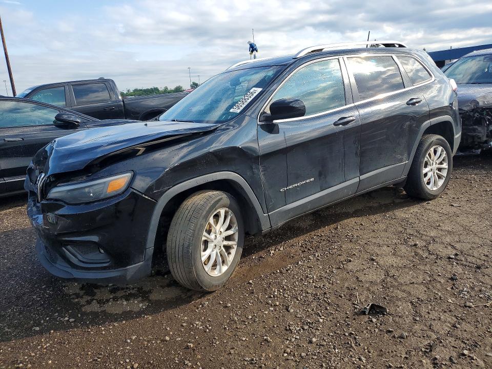 Auction sale of the 2019 Jeep Cherokee, vin: 1C4PJLCX6KD285904, lot number: 58588356