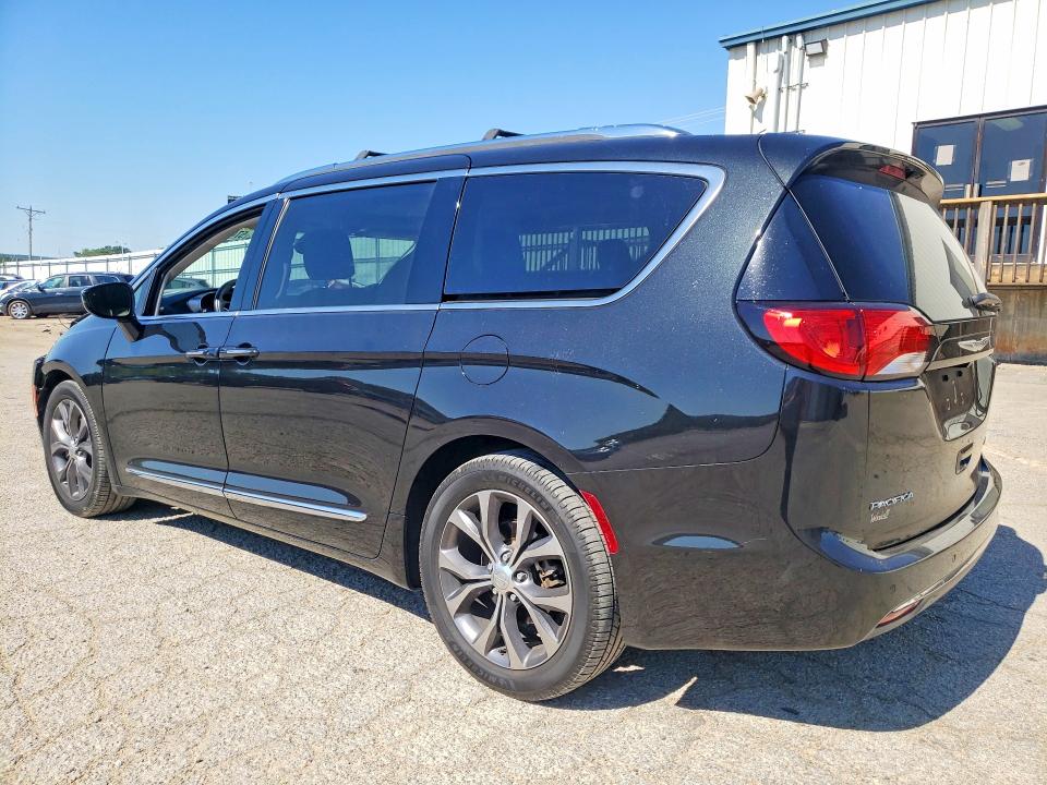 Продажа на аукционе авто 2018 Chrysler Pacifica, vin: 2C4RC1GG4JR104215, номер лота: 57426536