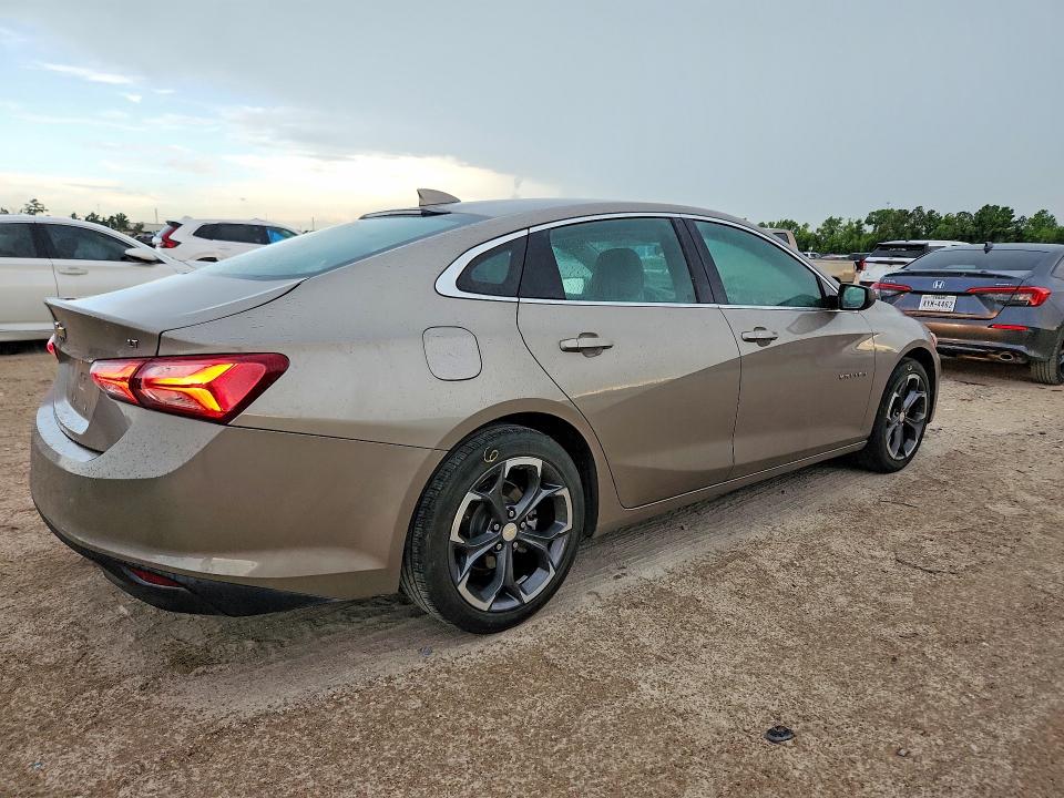 57178376 :رقم المزاد ، 1G1ZD5ST1NF135615 vin ، 2022 Chevrolet Malibu مزاد بيع