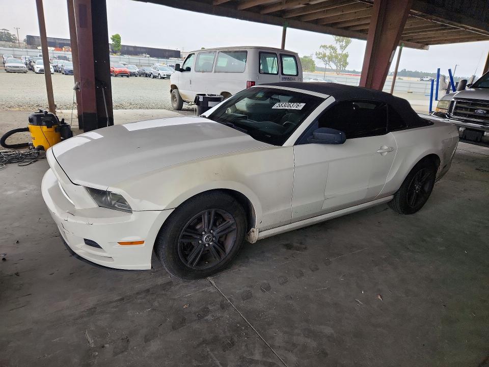 2013 Ford Mustang მანქანა იყიდება აუქციონზე, vin: 1ZVBP8EM1D5224690, აუქციონის ნომერი: 58306376