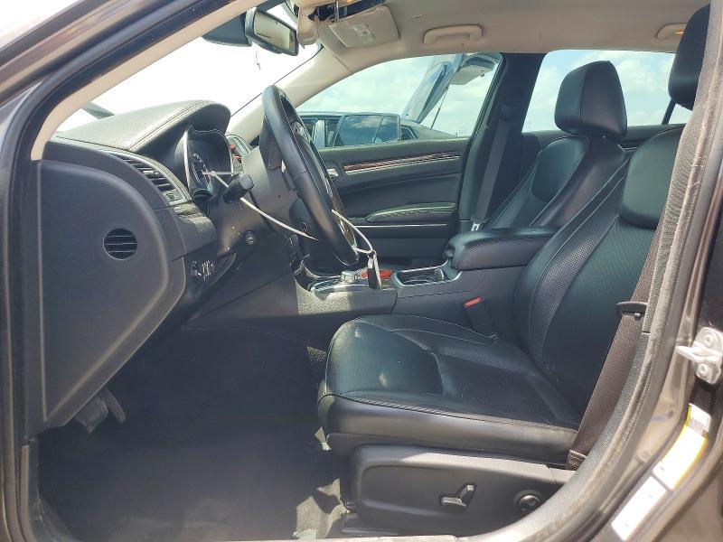 85619065 :رقم المزاد ، 2C3CCAKG8JH250592 vin ، 2018 Chrysler 300 مزاد بيع
