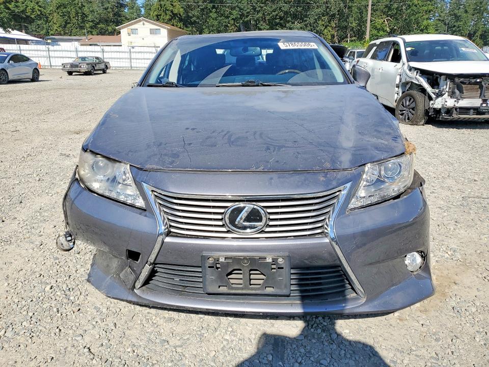 Продажа на аукционе авто 2015 Lexus Es, vin: JTHBK1GG4F2209877, номер лота: 57865506