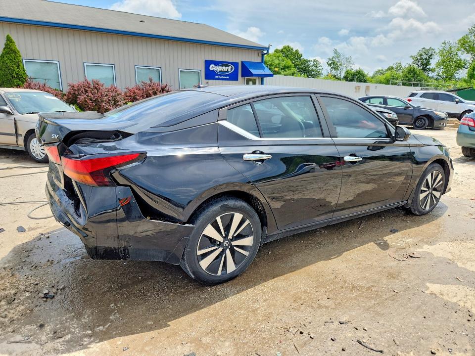 56707296 :رقم المزاد ، 1N4BL4DV1MN302635 vin ، 2021 Nissan Altima مزاد بيع