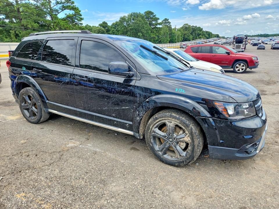 56697266 :رقم المزاد ، 3C4PDCGB4LT272408 vin ، 2020 Dodge Journey مزاد بيع