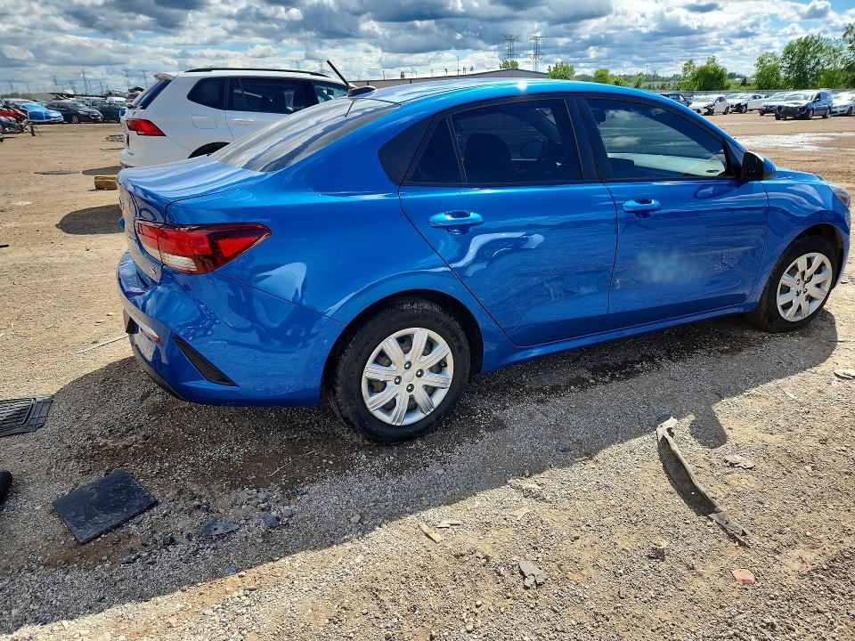 2021 Kia Rio მანქანა იყიდება აუქციონზე, vin: 3KPA24AD1ME393589, აუქციონის ნომერი: 57510906